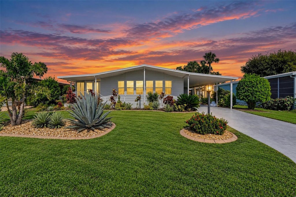 Photo of 8534 Imperial Circle, Palmetto, FL 34221 (MLS # A4704832)