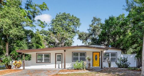 Photo of 1340 Overlea Street, Clearwater, FL 33755 (MLS # O6360405)