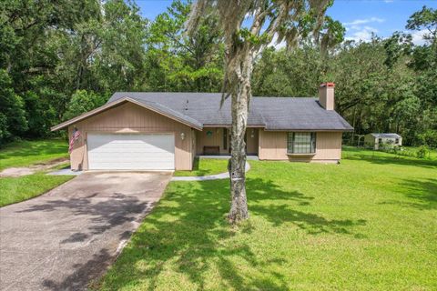 Photo of 916 Whiteway Drive, Brooksville, FL 34601 (MLS # W7877264)