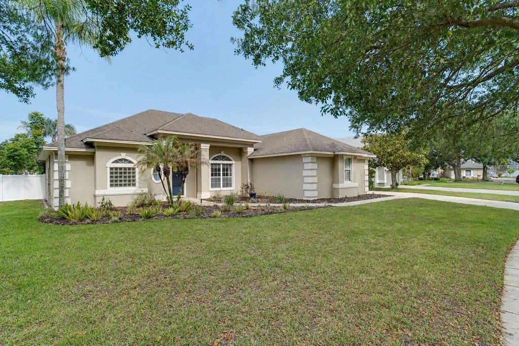 Photo of 3820 Norbury Court, Orlando, FL 32835 (MLS # O6403742)