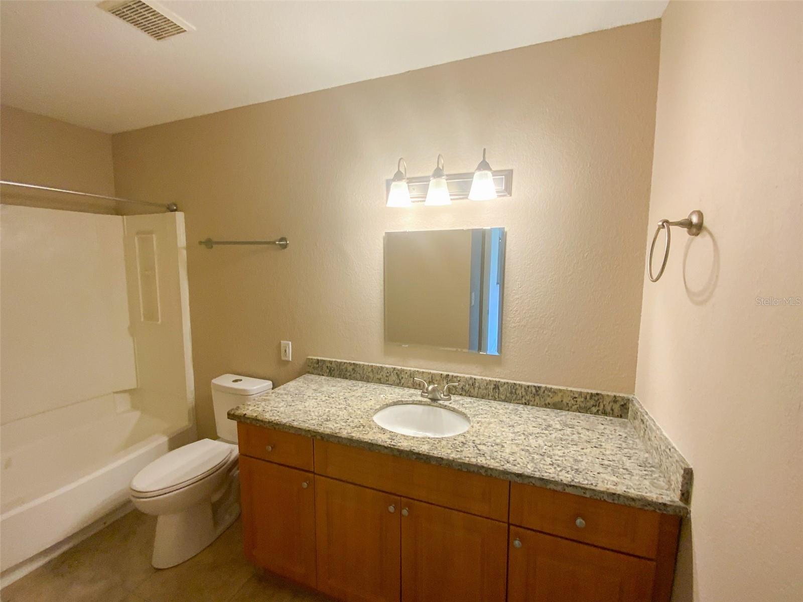 HARBOR CLUB CONDO - Residential Lease