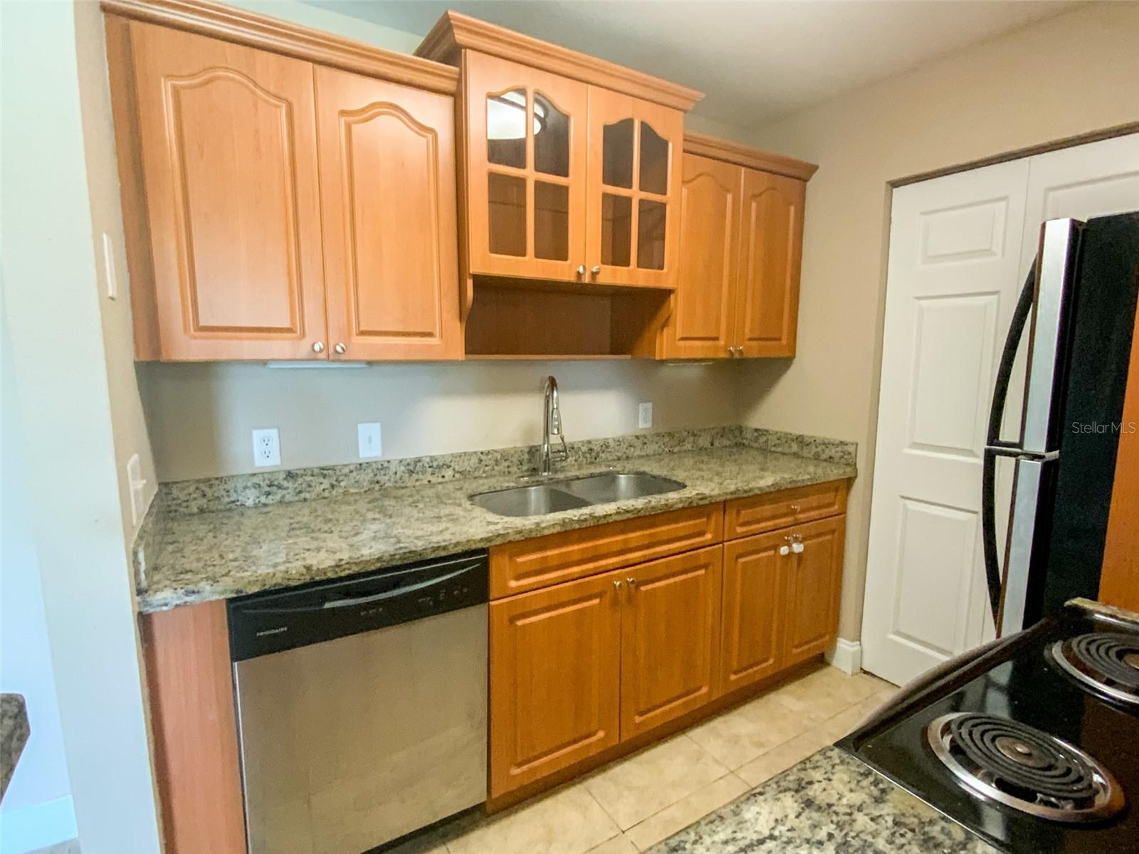 HARBOR CLUB CONDO - Residential Lease