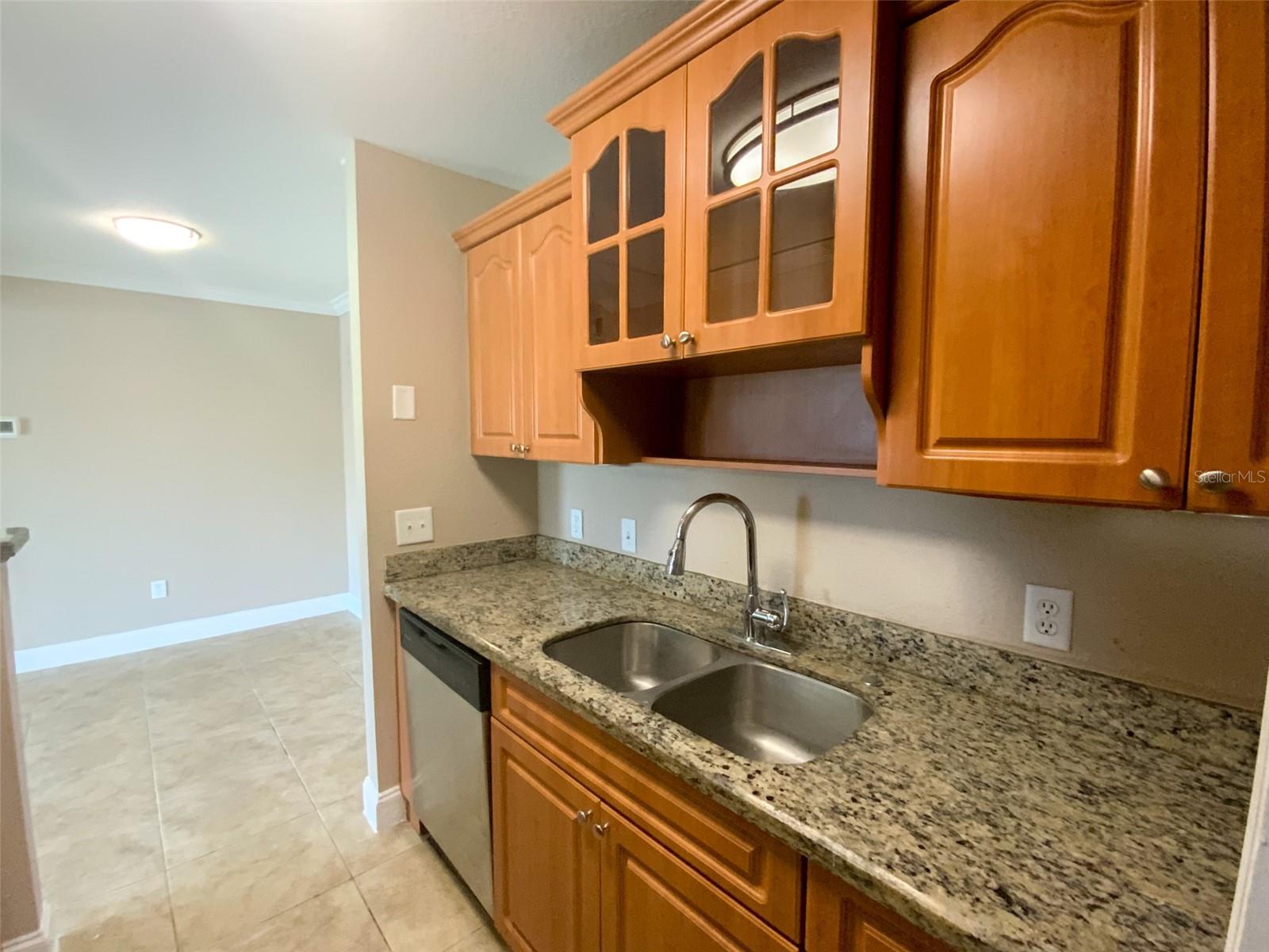 HARBOR CLUB CONDO - Residential Lease