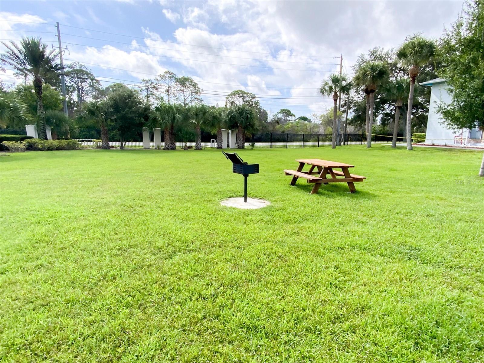 HARBOR CLUB CONDO - Residential Lease