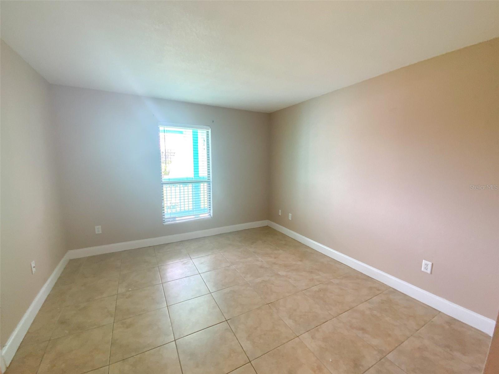 HARBOR CLUB CONDO - Residential Lease