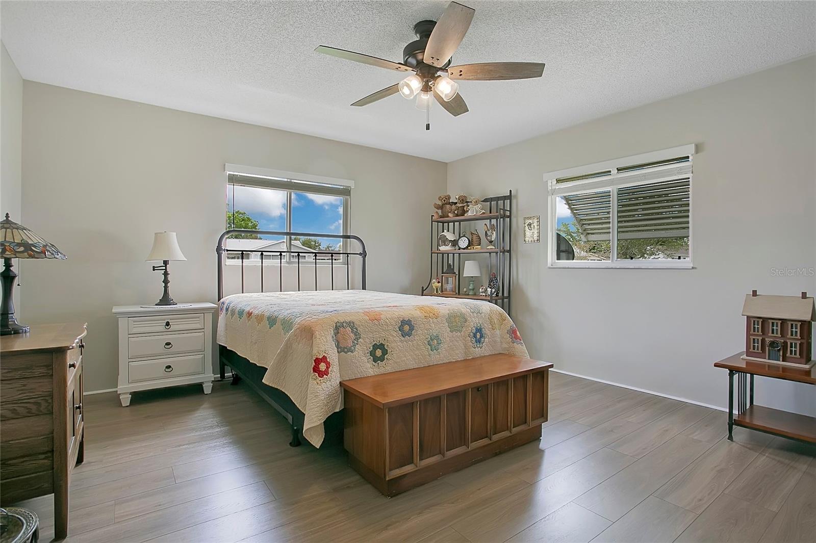 SPRUCE CREEK SOUTH V - Residential