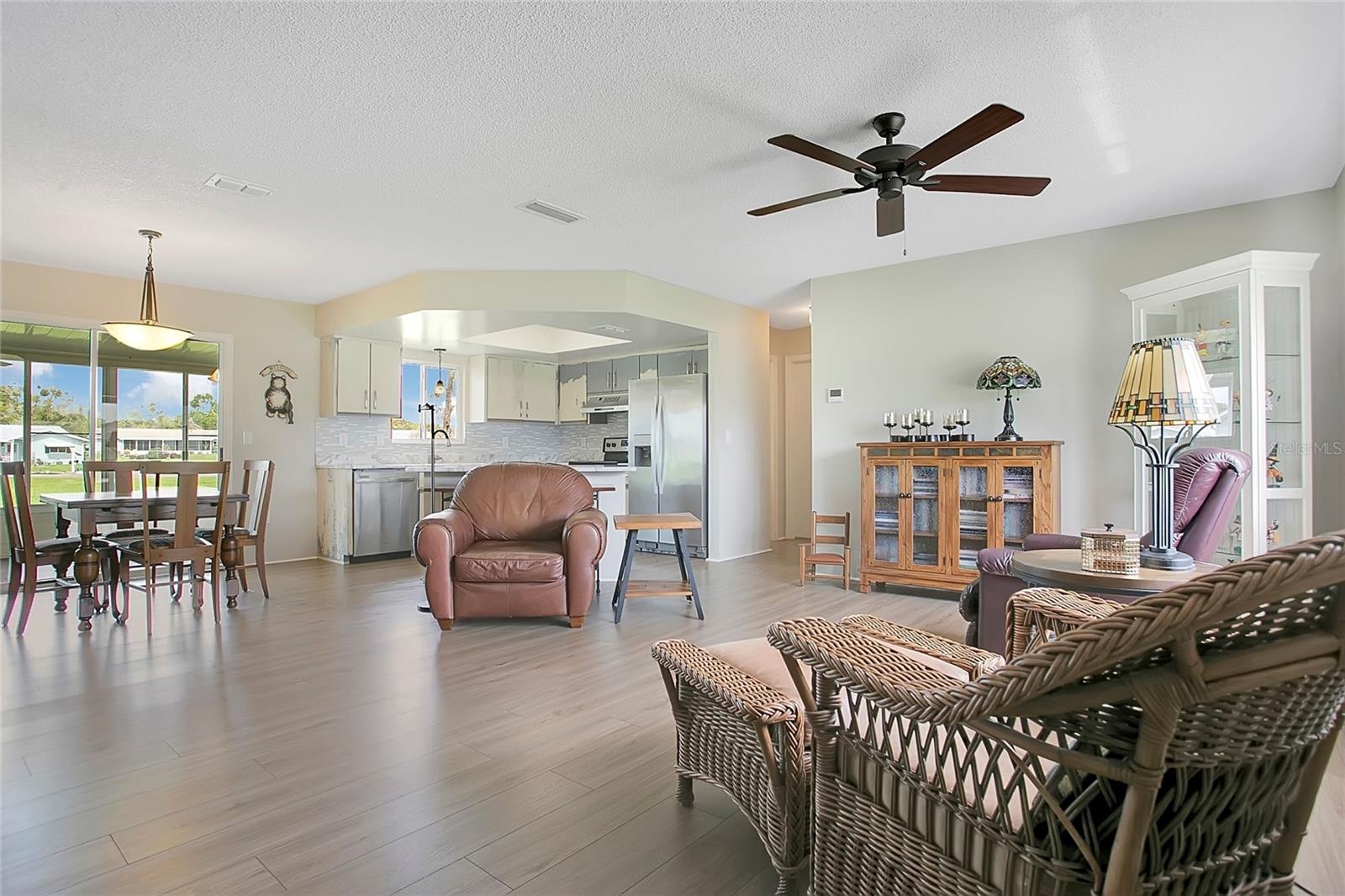 SPRUCE CREEK SOUTH V - Residential