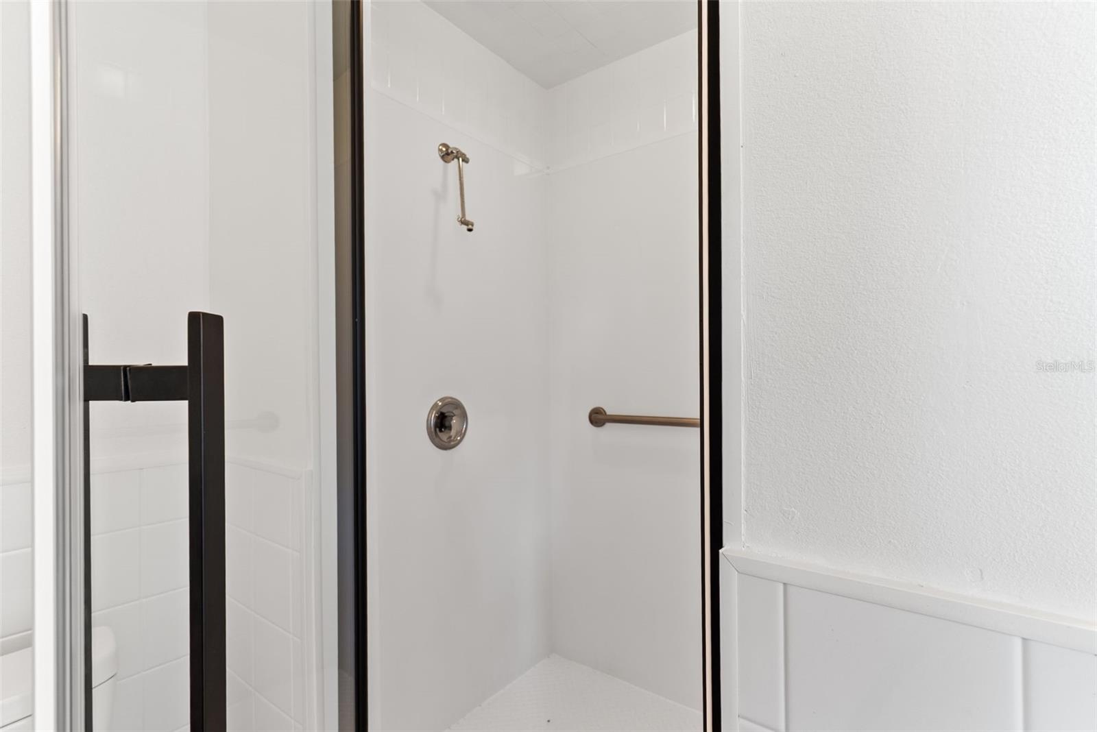 COUNTRY TRAILS - Residential