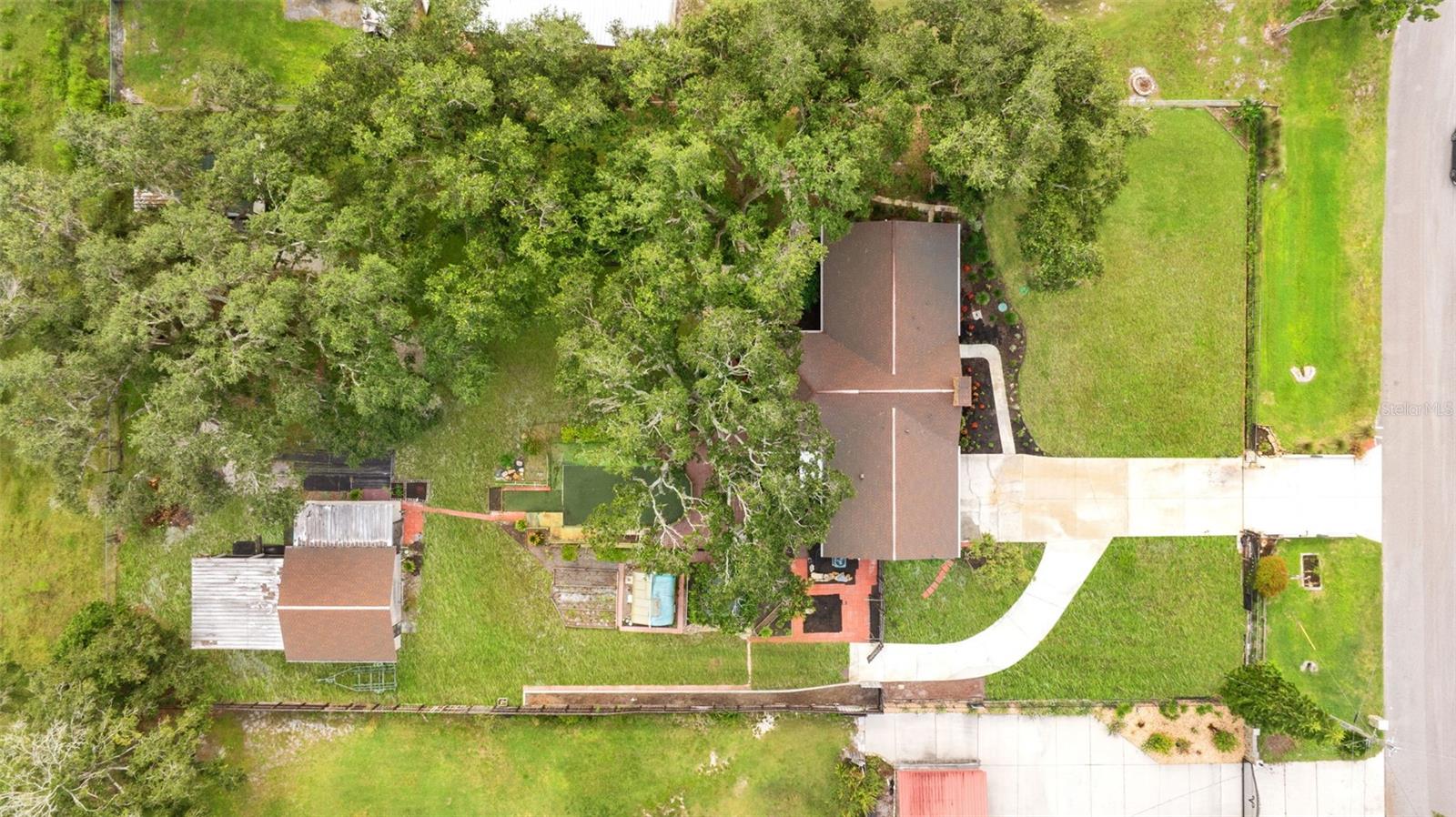 COUNTRY TRAILS - Residential