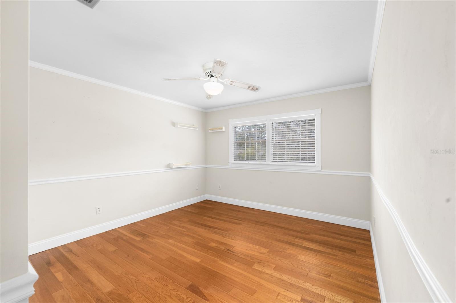 SUBURBAN HEIGHTS - Residential