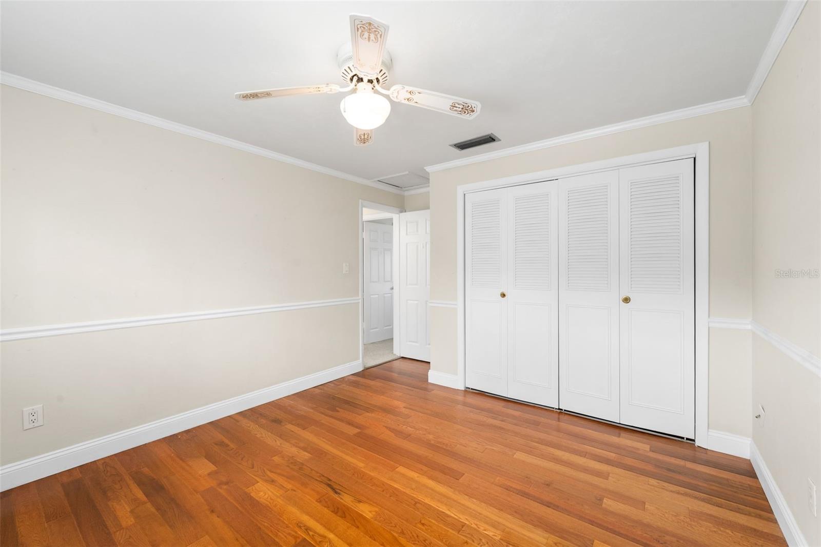 SUBURBAN HEIGHTS - Residential