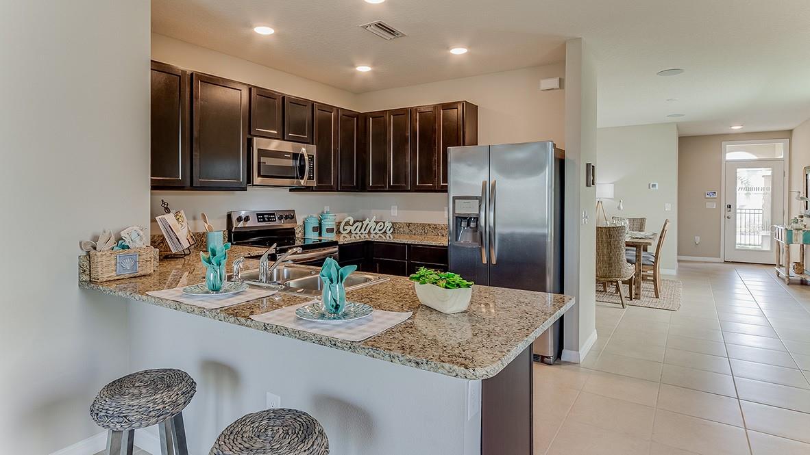 STAR FARMS AT LAKEWOOD RANCH - Residential