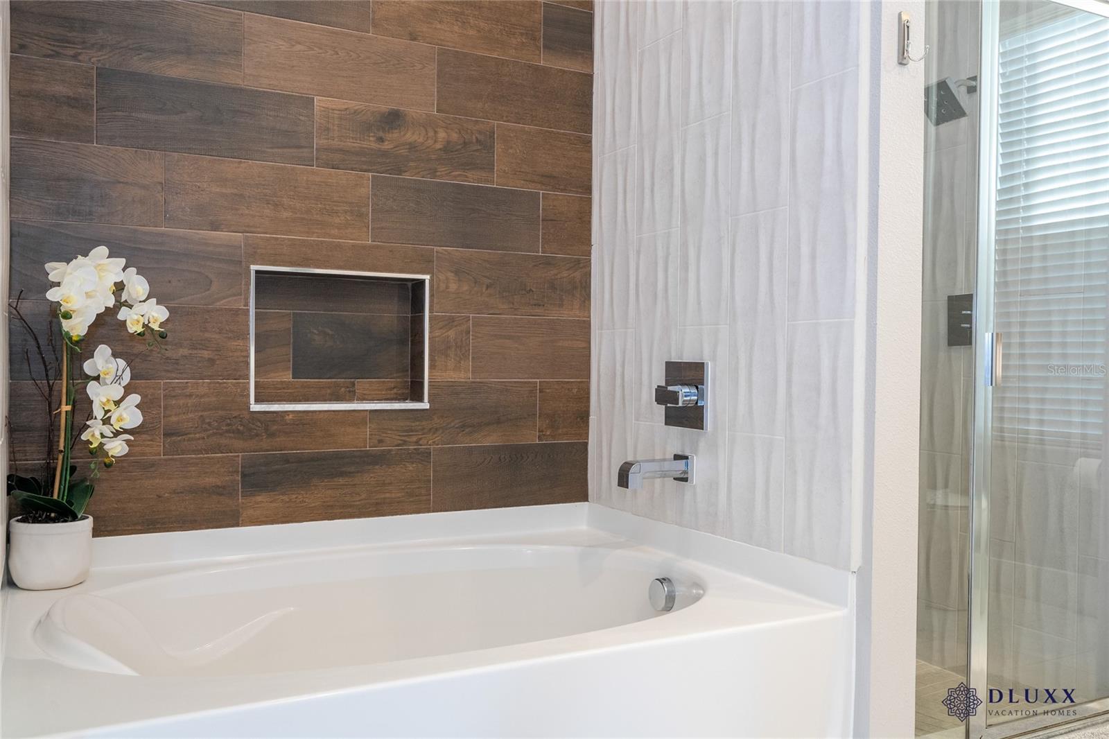 SUMMERVILLE RESORT - Residential