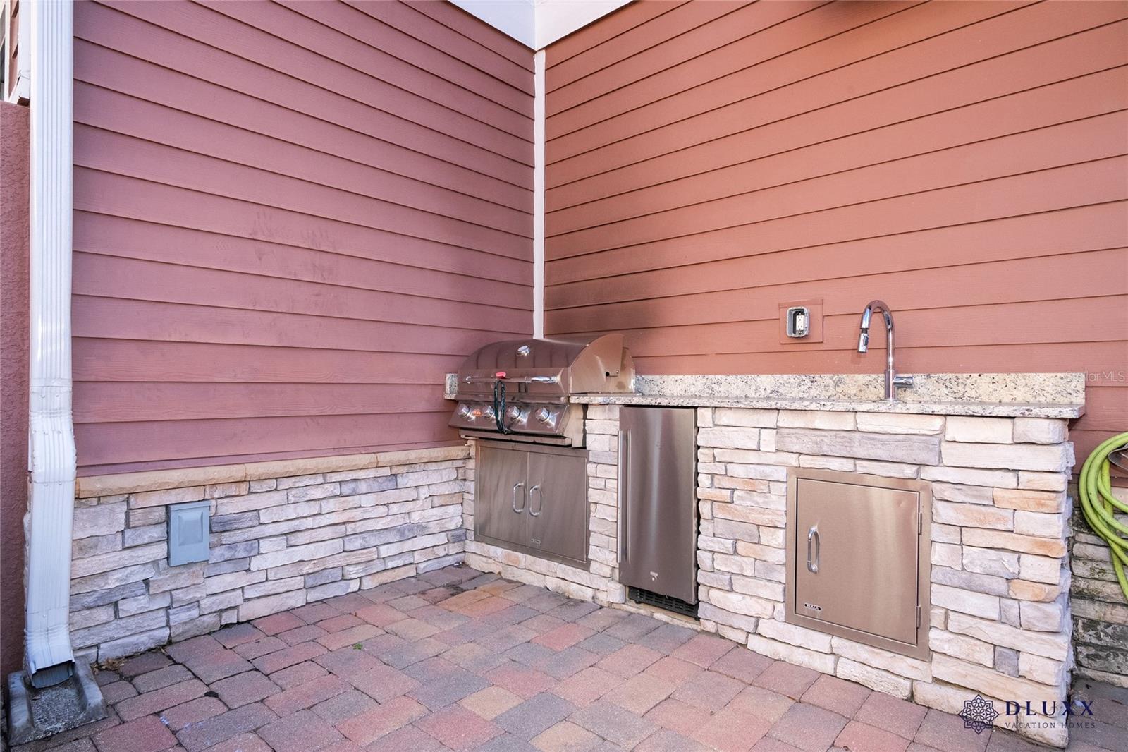 SUMMERVILLE RESORT - Residential