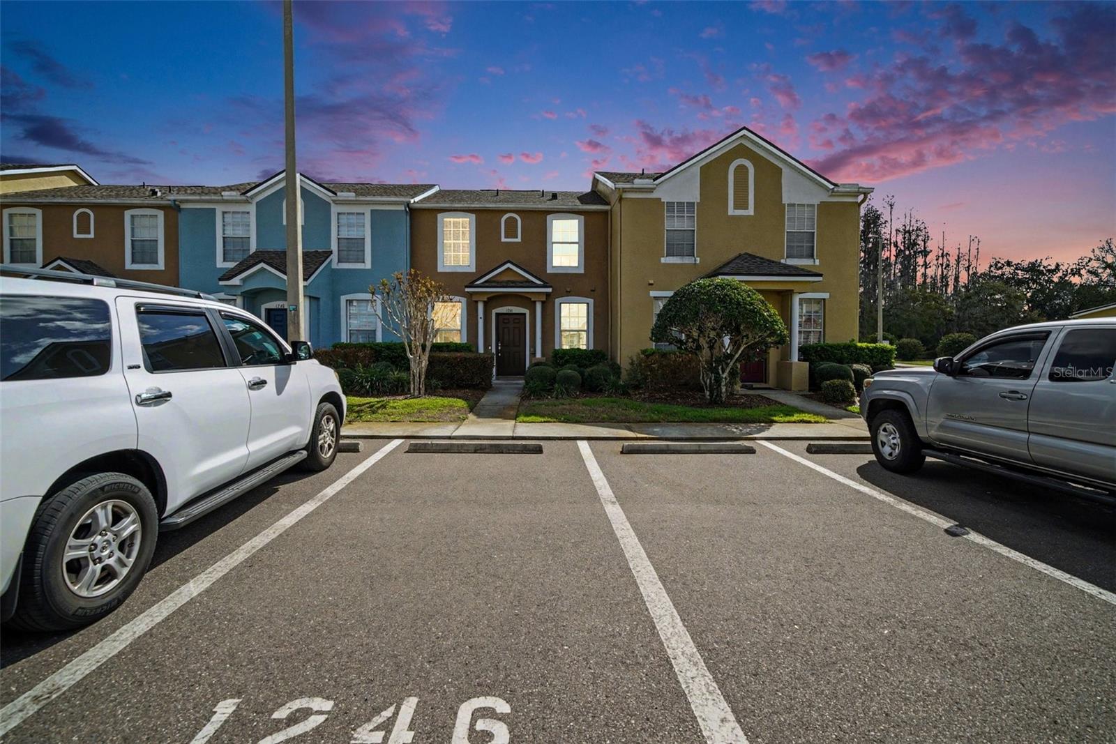 1246 CHARLESWORTH DRIVE