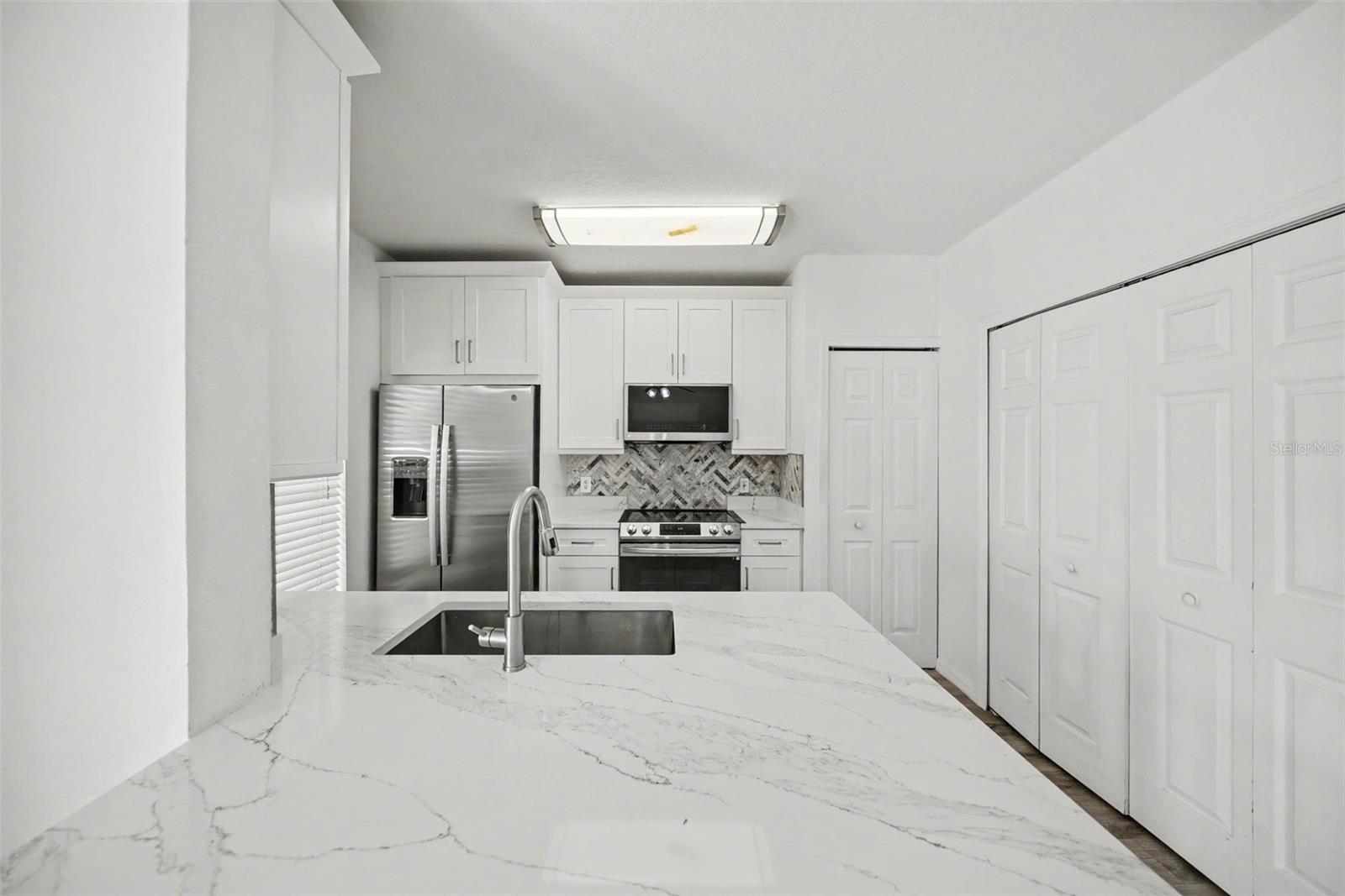 MEADOW POINTE PRCL 16 UN 3A - Residential