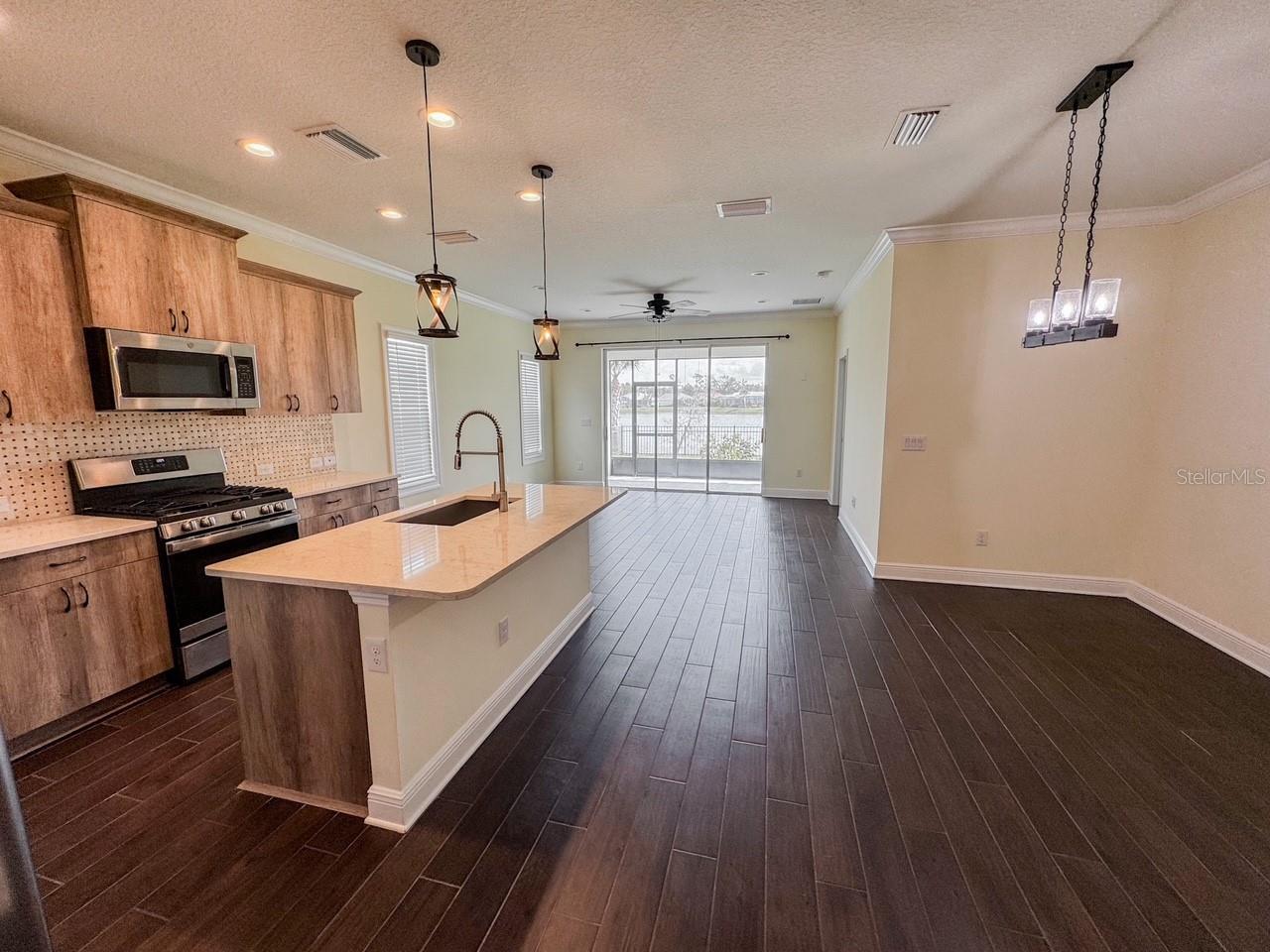 SILVERLEAF PHASE IV - Residential Lease