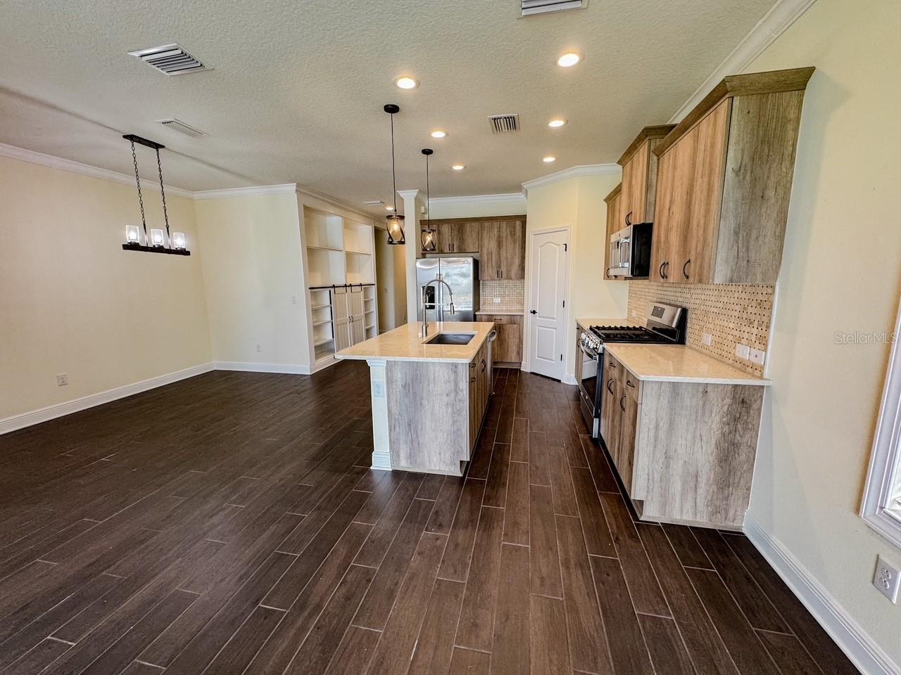 SILVERLEAF PHASE IV - Residential Lease