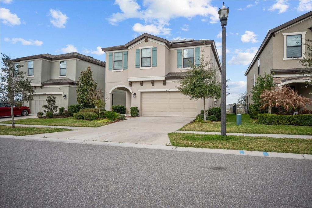 Photo of 12517 Horseshoe Bend Drive, Lithia, FL 33547 (MLS # TB8483130)