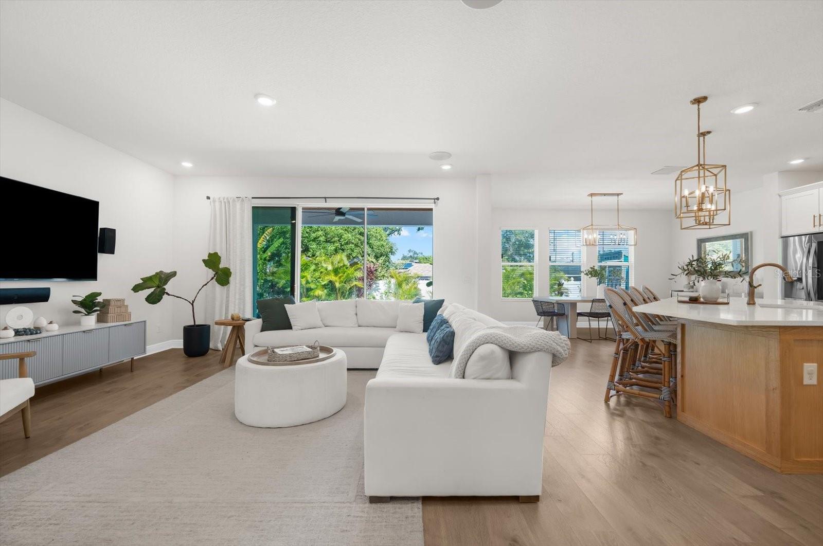 BROADMOOR PARK REV - Residential