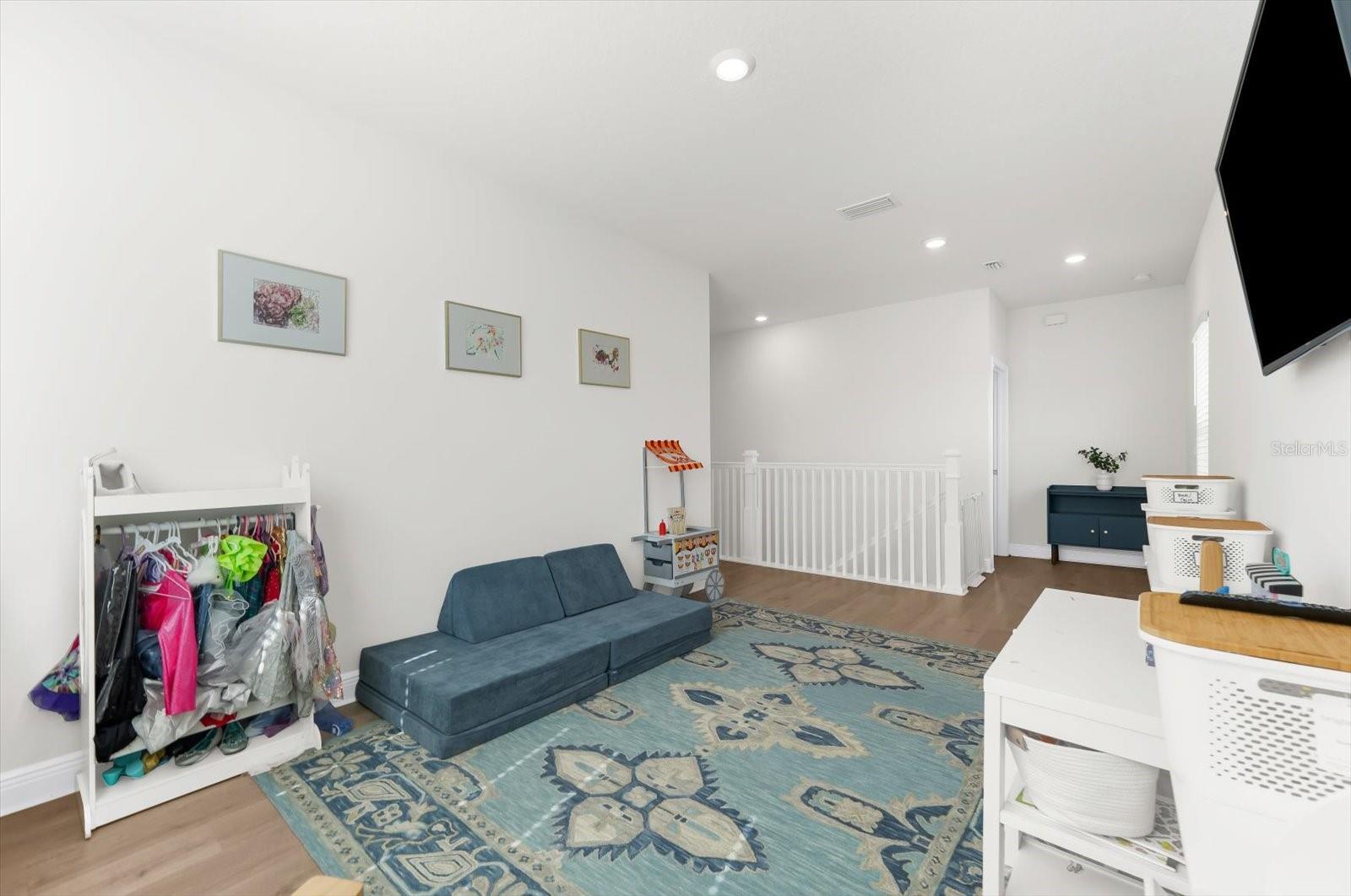 BROADMOOR PARK REV - Residential