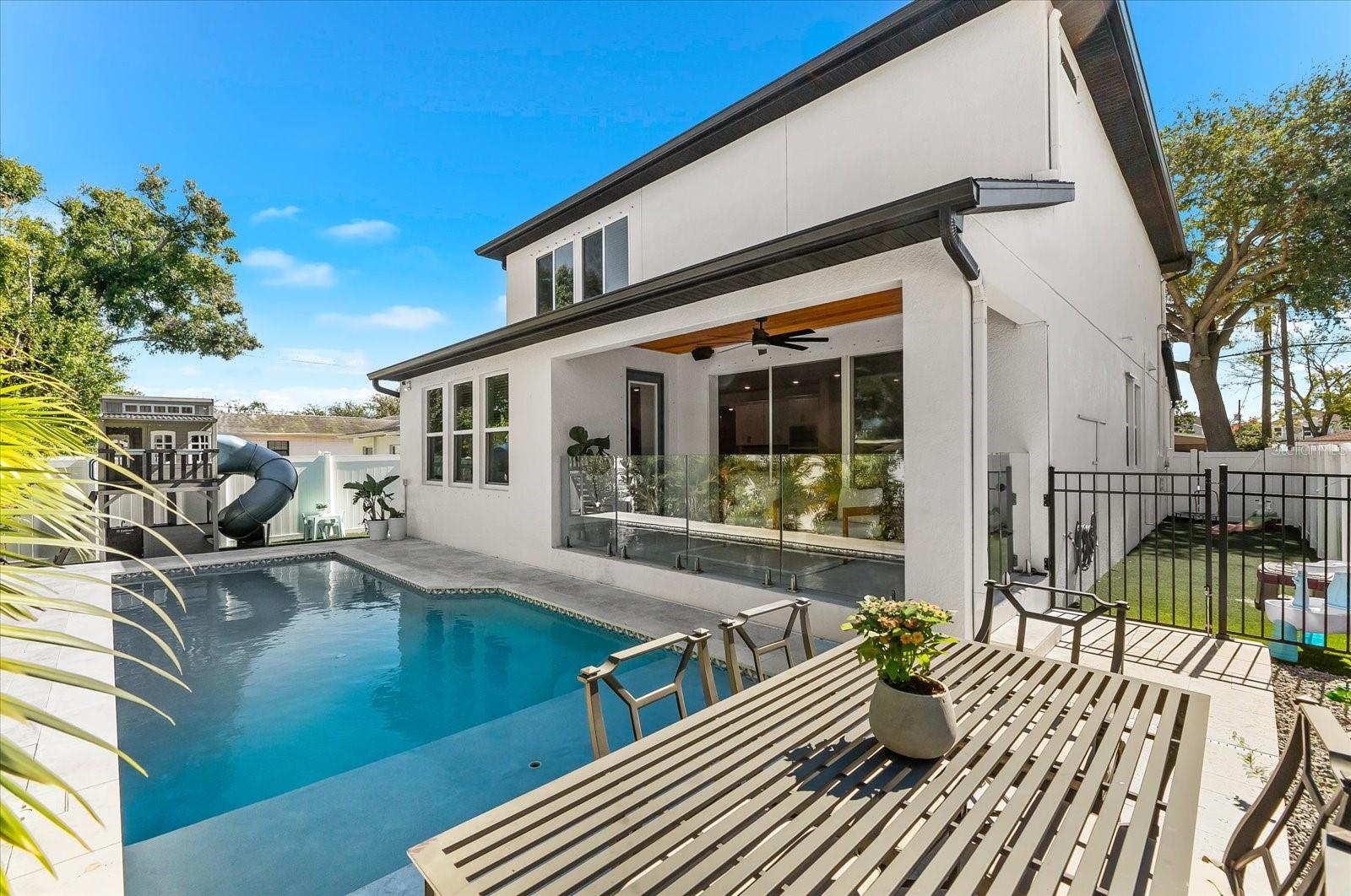 BROADMOOR PARK REV - Residential