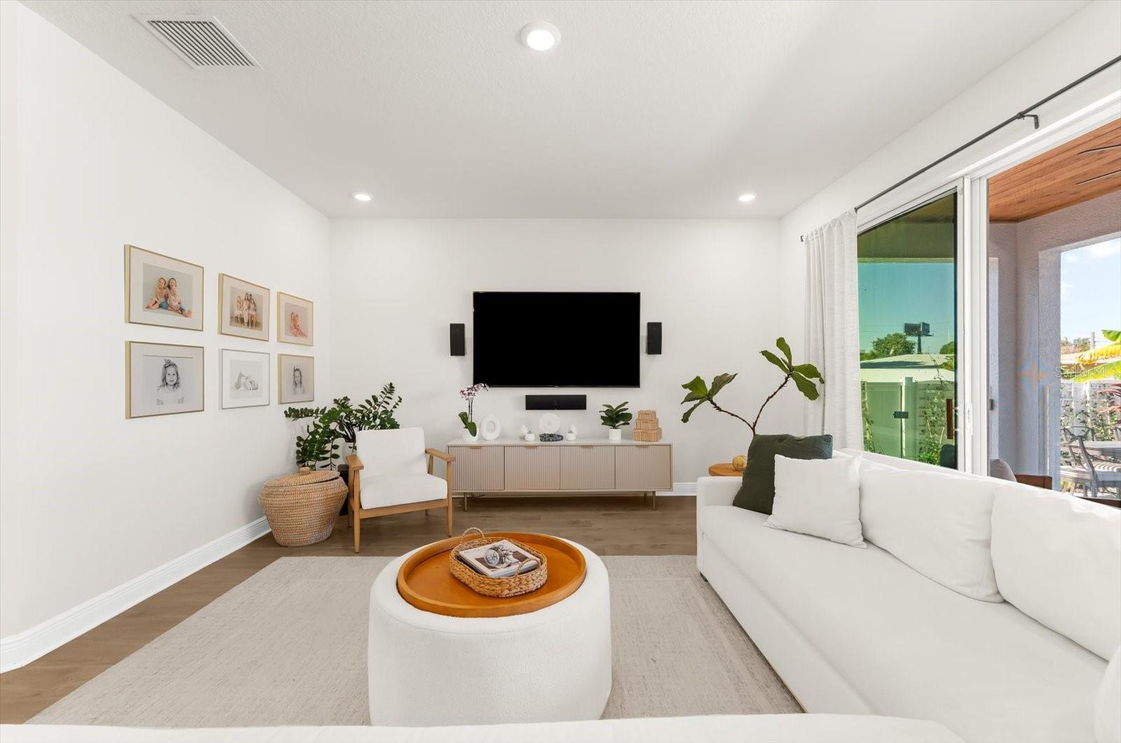 BROADMOOR PARK REV - Residential