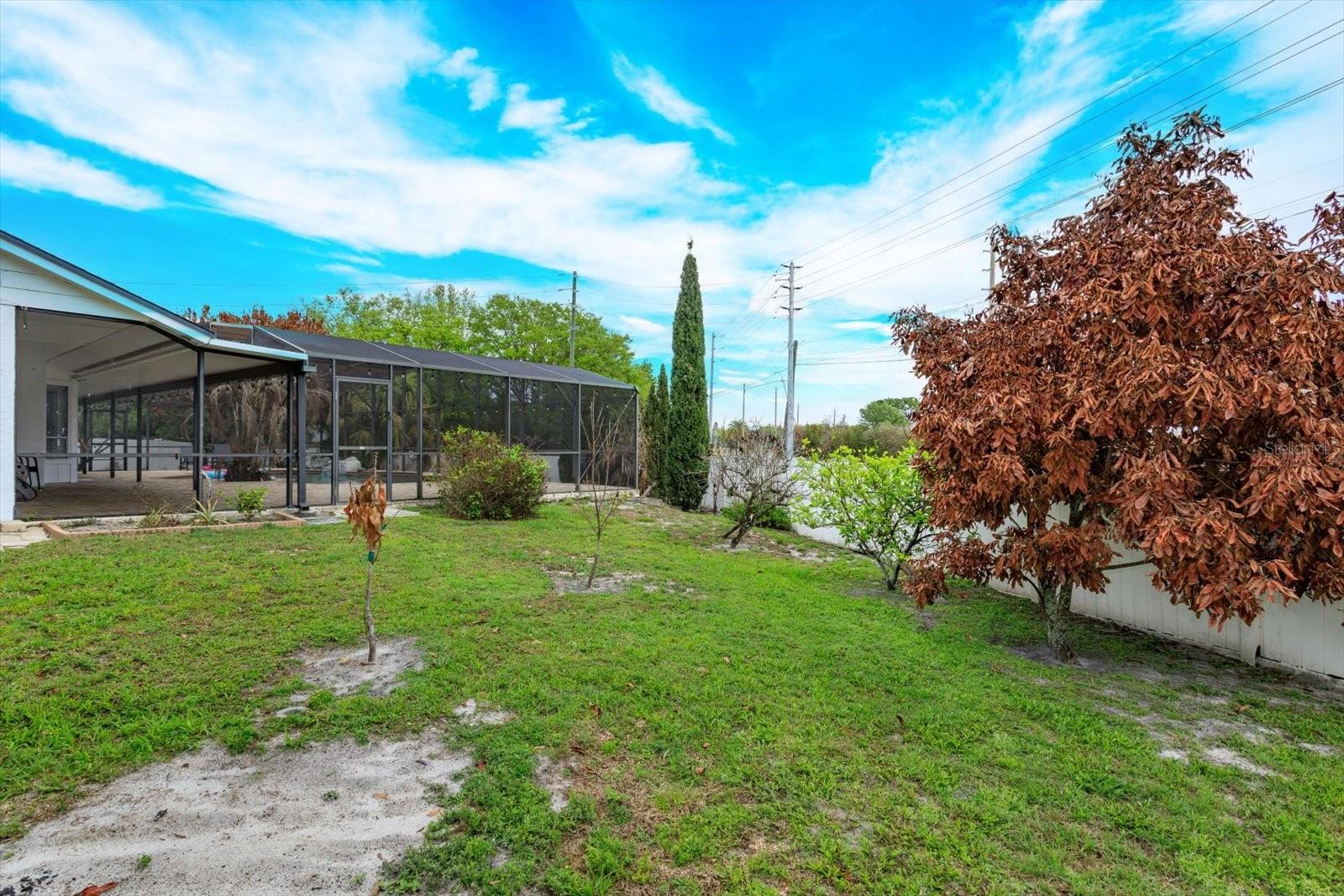 BAY LAKES AT GRANADA SEC 06 - Residential Lease