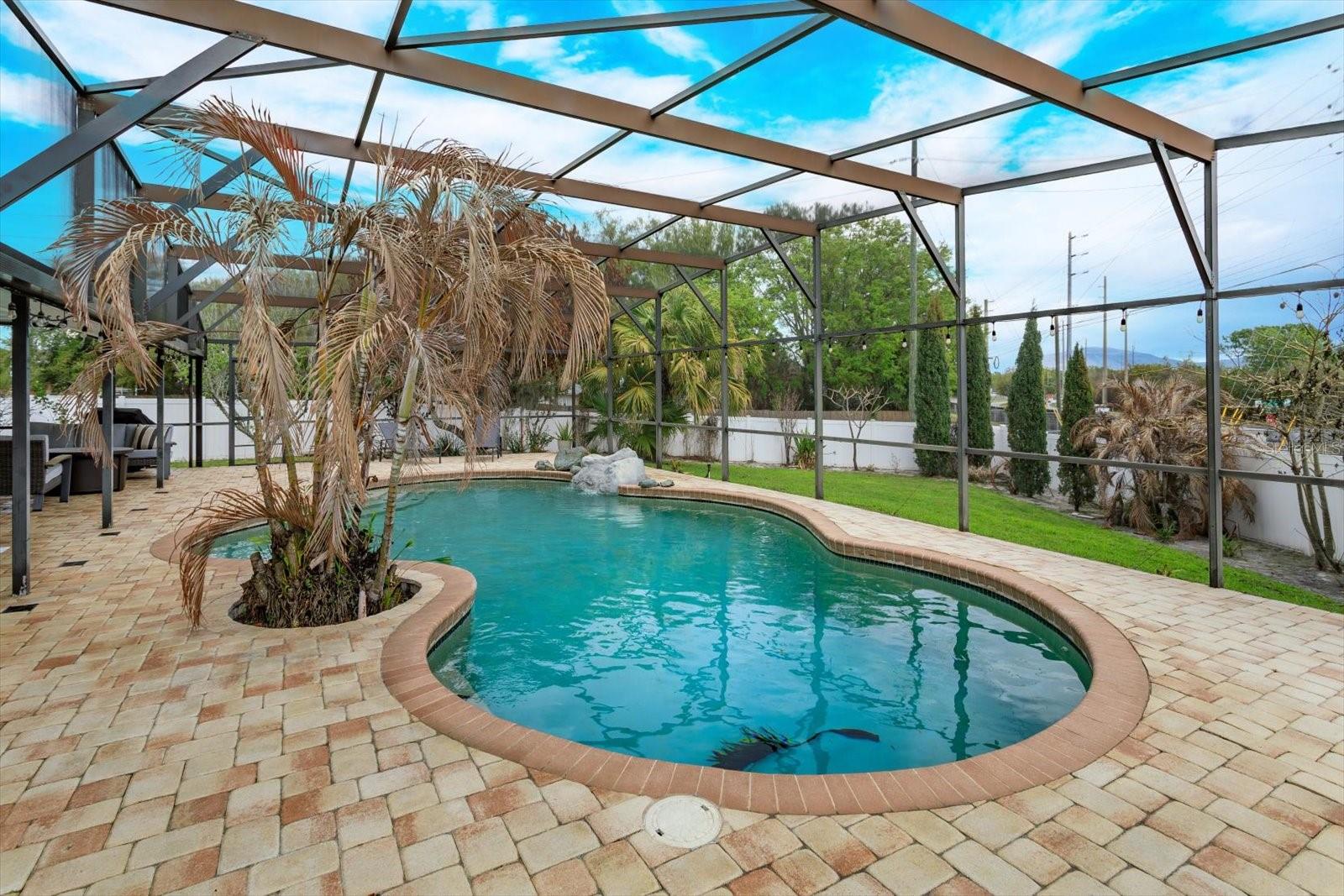 BAY LAKES AT GRANADA SEC 06 - Residential Lease