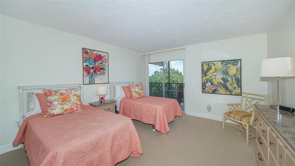 PORTOBELLO - Residential Lease