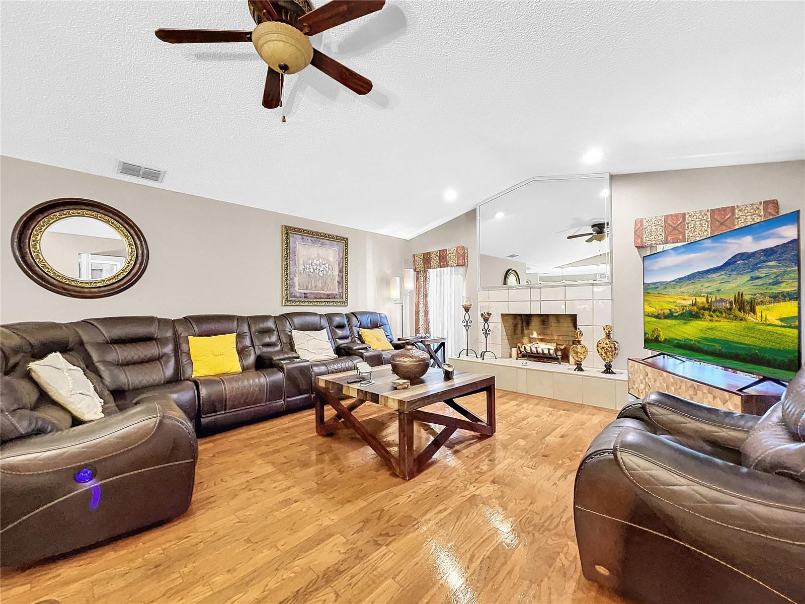 209 SANTA ROSA DRIVE
