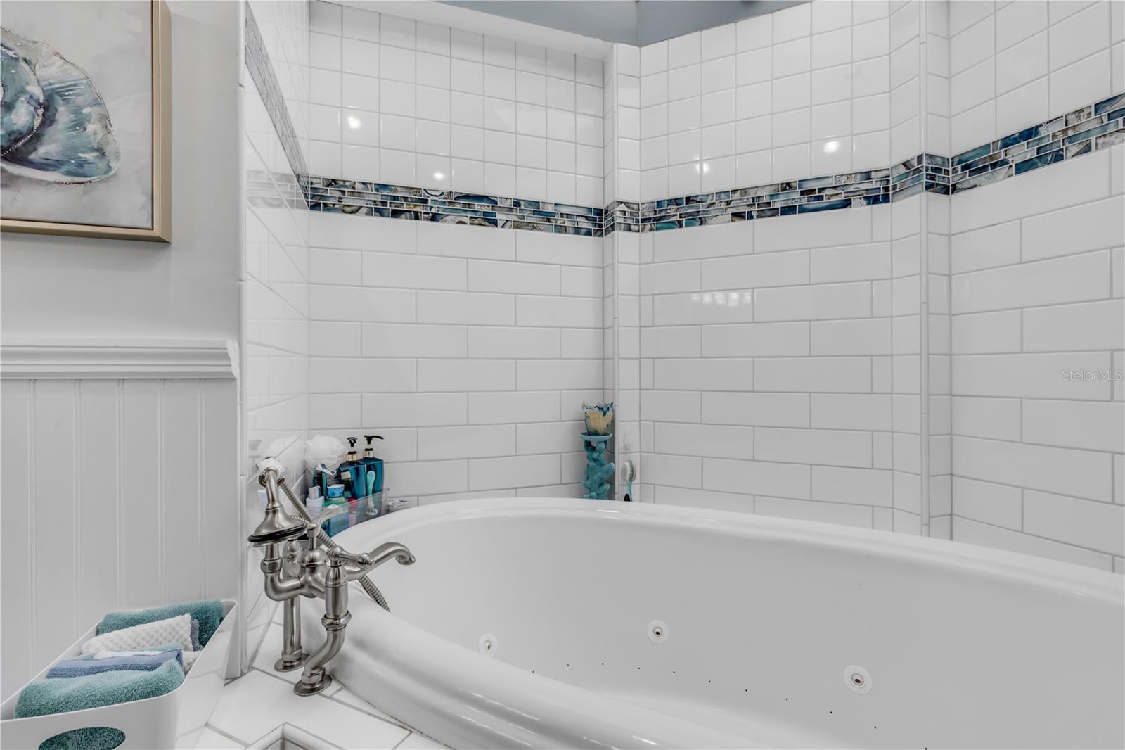 TARA TRAIL - Residential