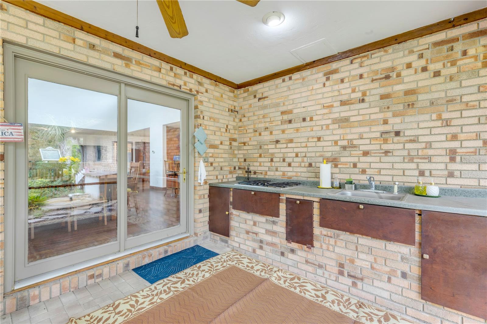 TARA TRAIL - Residential