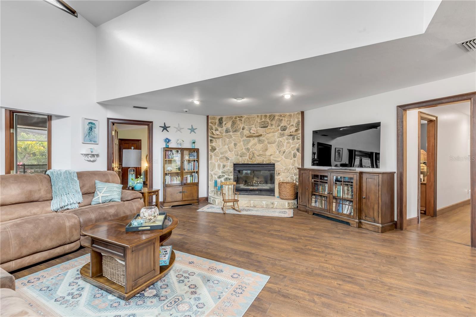 TARA TRAIL - Residential