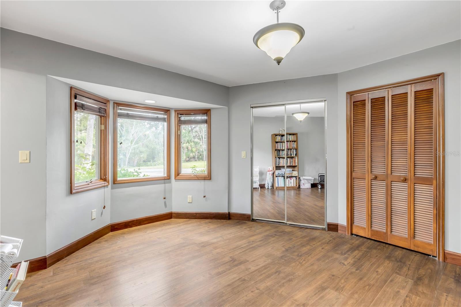 TARA TRAIL - Residential