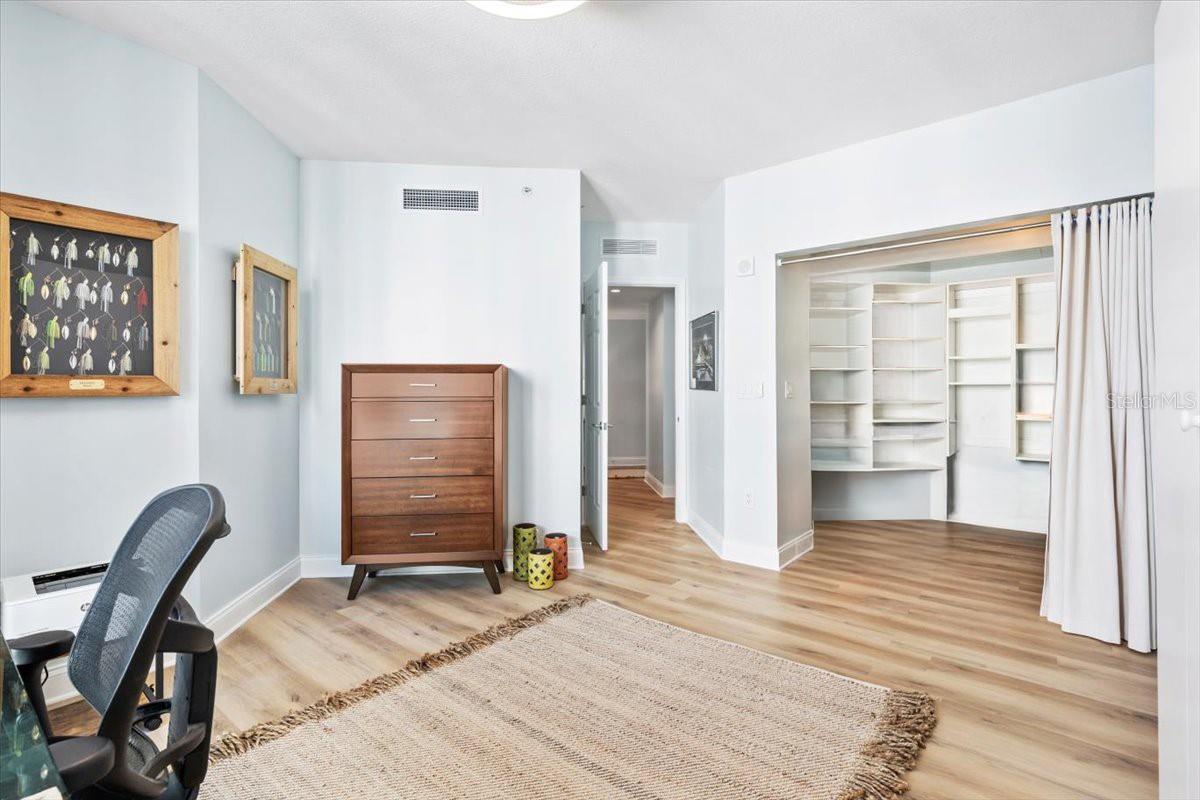 MARINA GRANDE/HALIFAX 01 - Residential