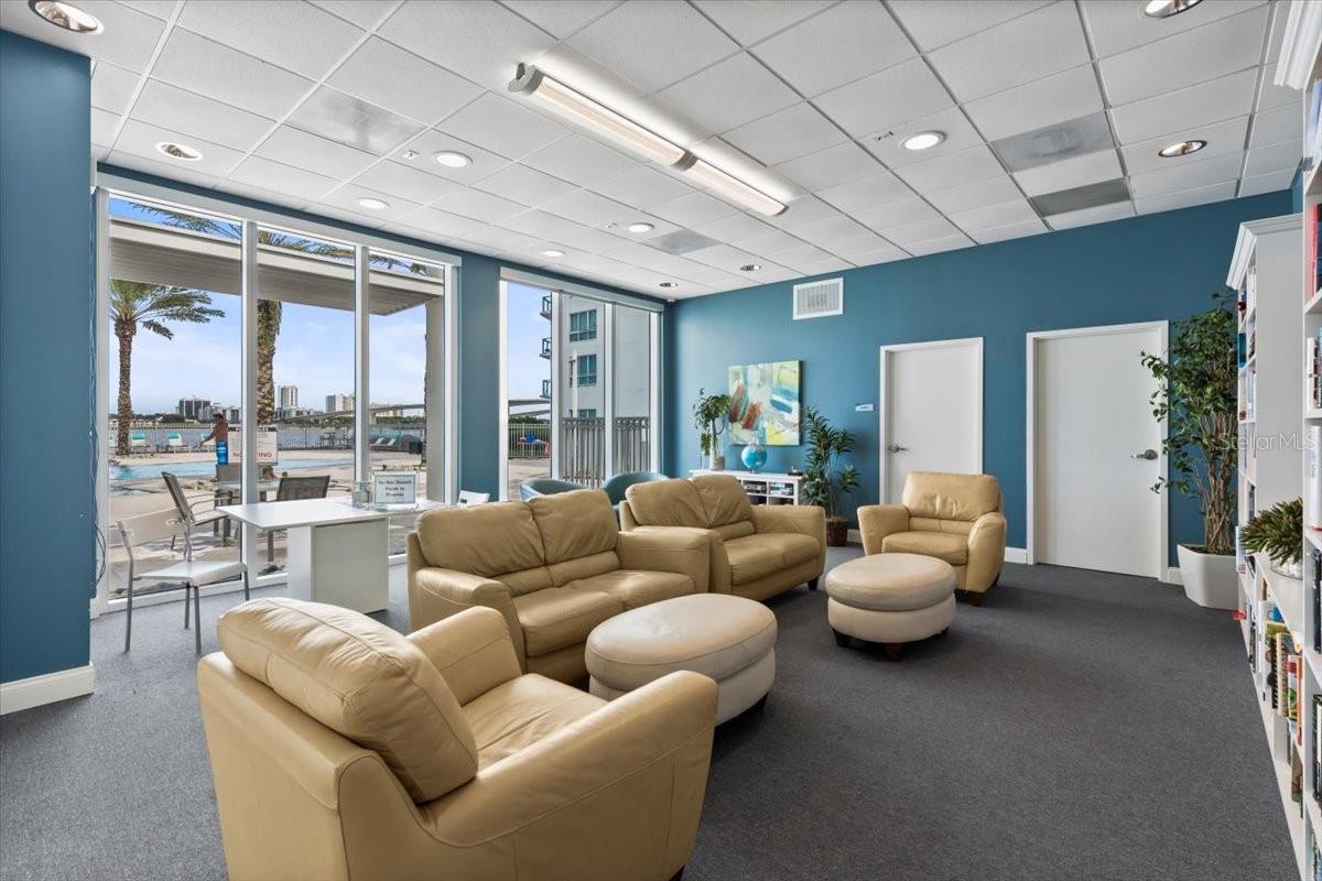 MARINA GRANDE/HALIFAX 01 - Residential