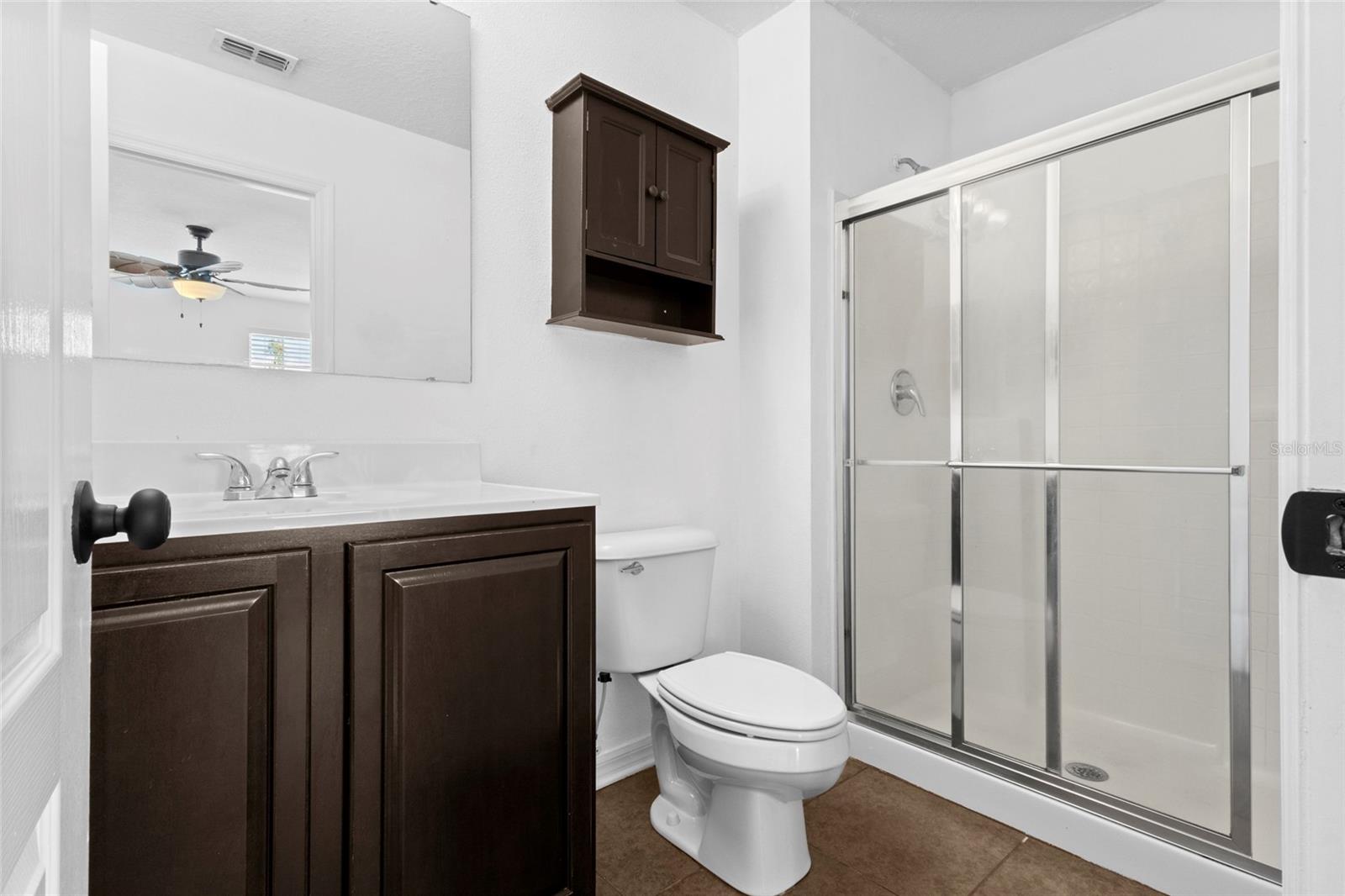 ASHBURN SQUARE TWNHMS - Residential Lease