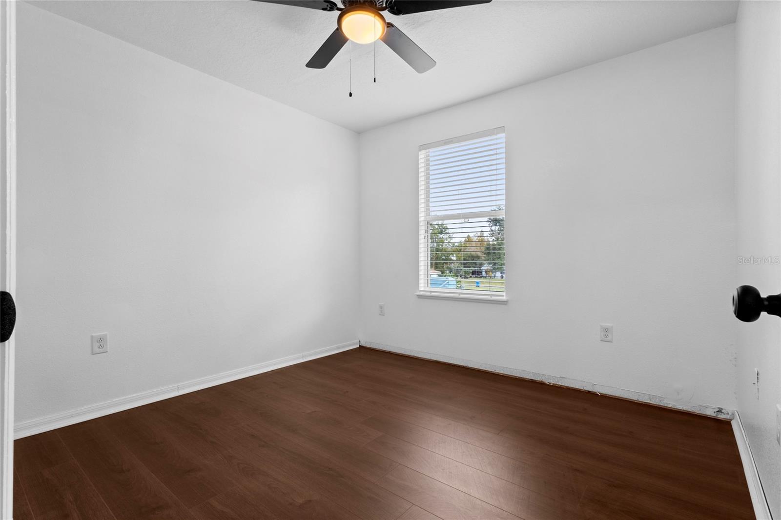 ASHBURN SQUARE TWNHMS - Residential Lease