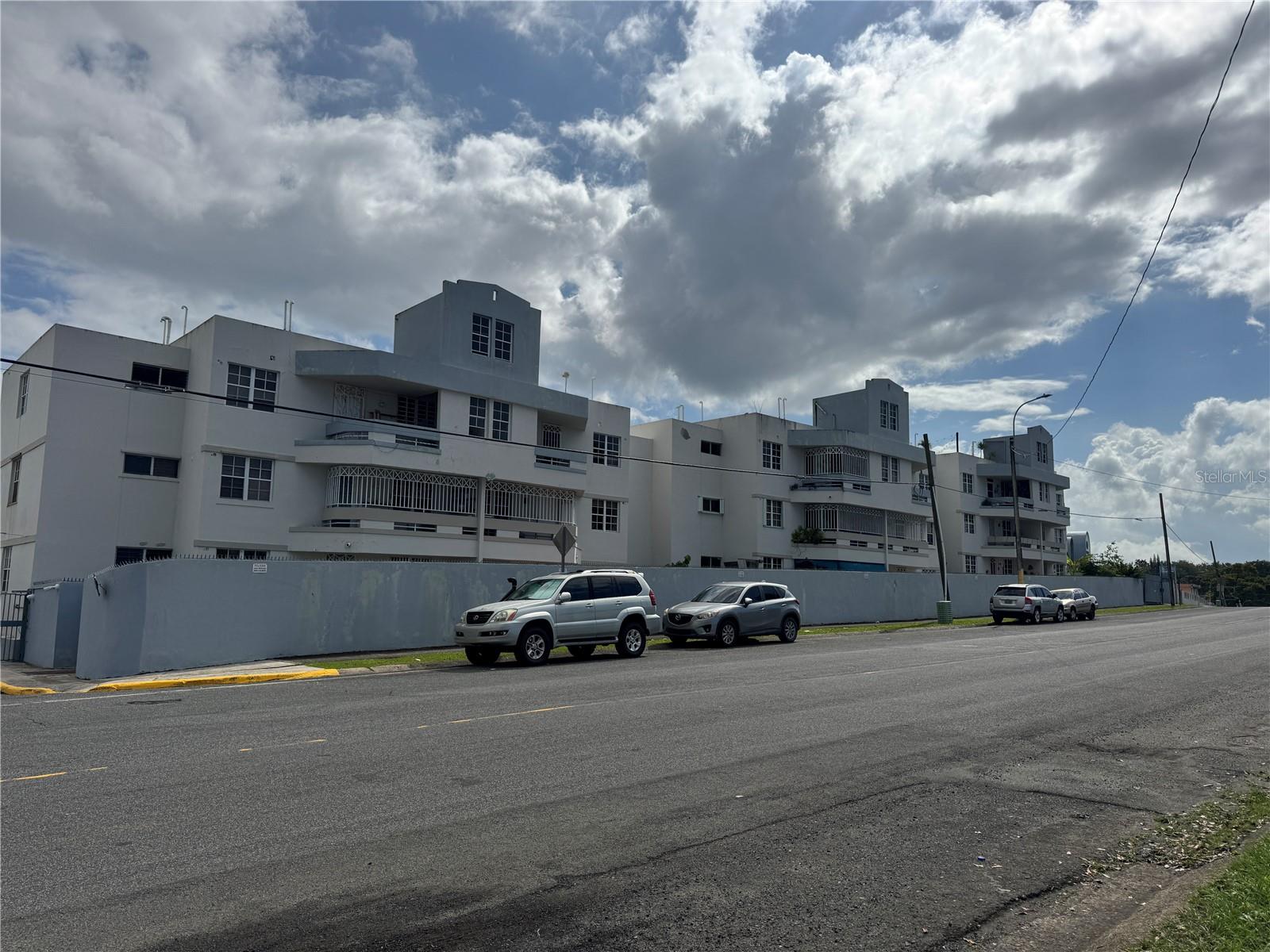 COND ARCOS DE CUPEY - Residential