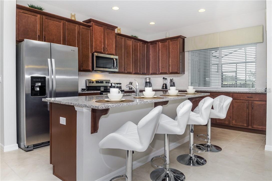 SOLARA RESORT - Residential Lease