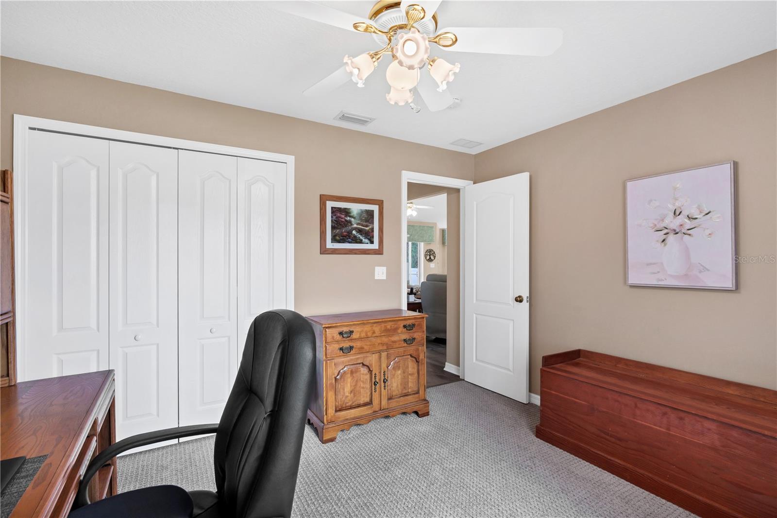 WOODLAKE - Residential