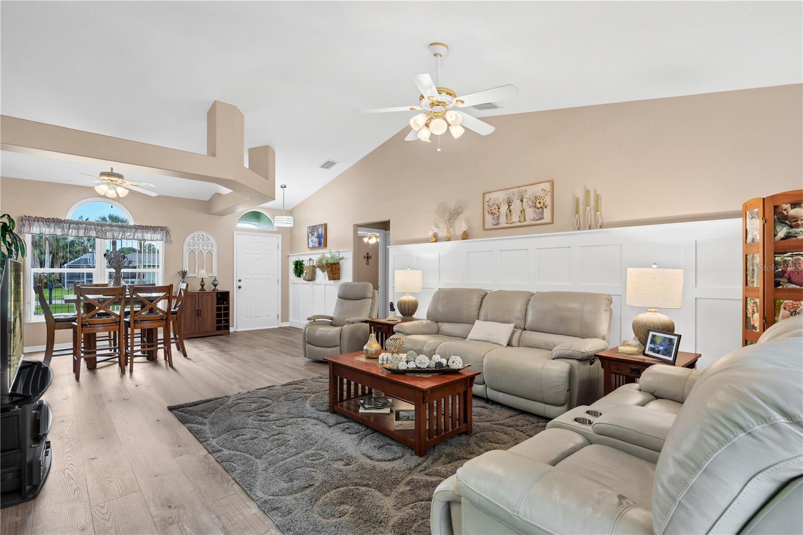 WOODLAKE - Residential