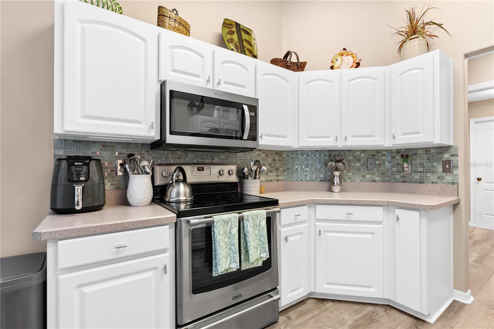 WOODLAKE - Residential