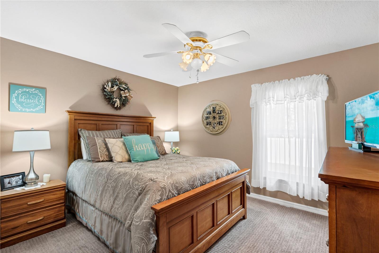 WOODLAKE - Residential