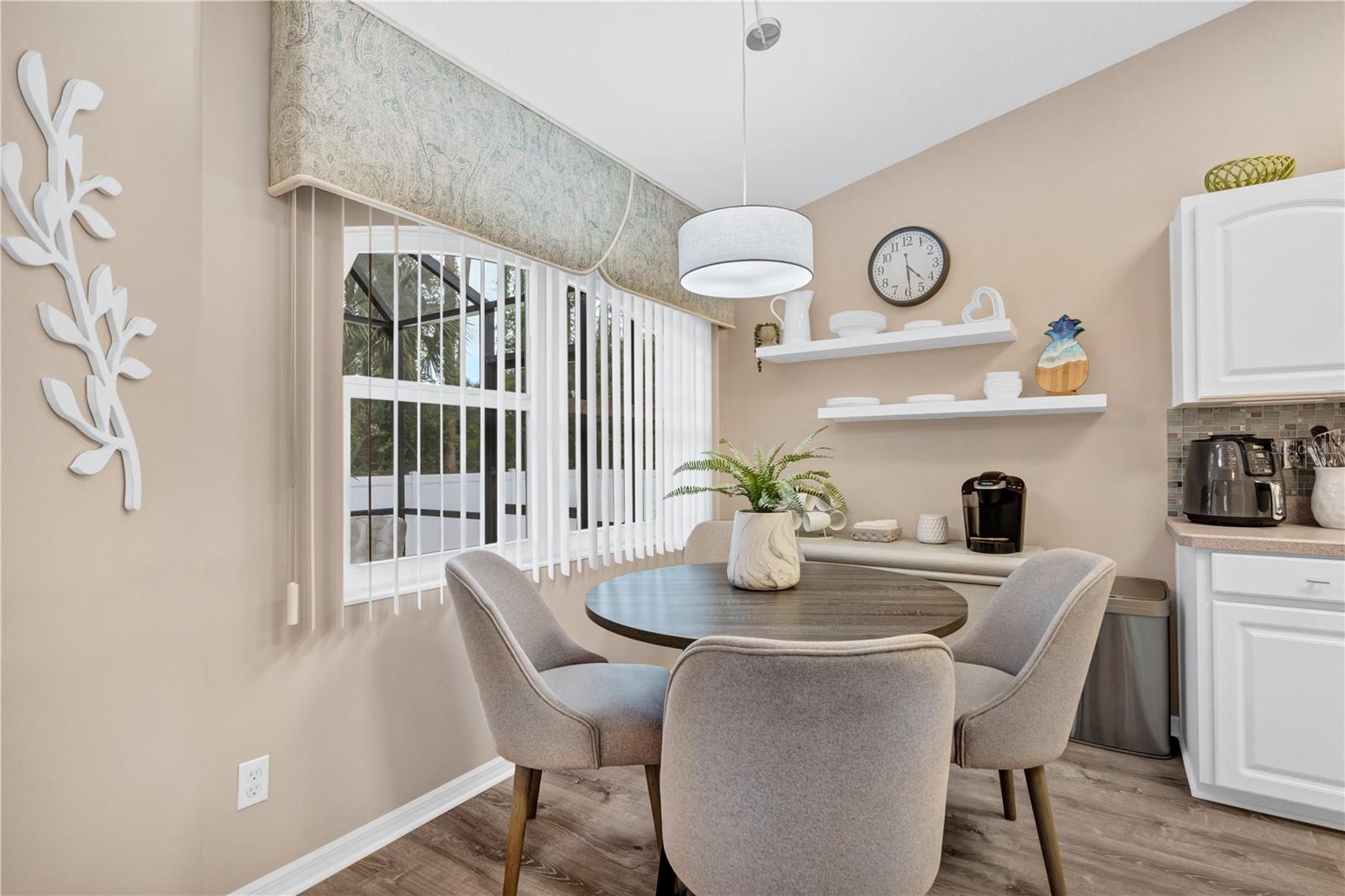 WOODLAKE - Residential