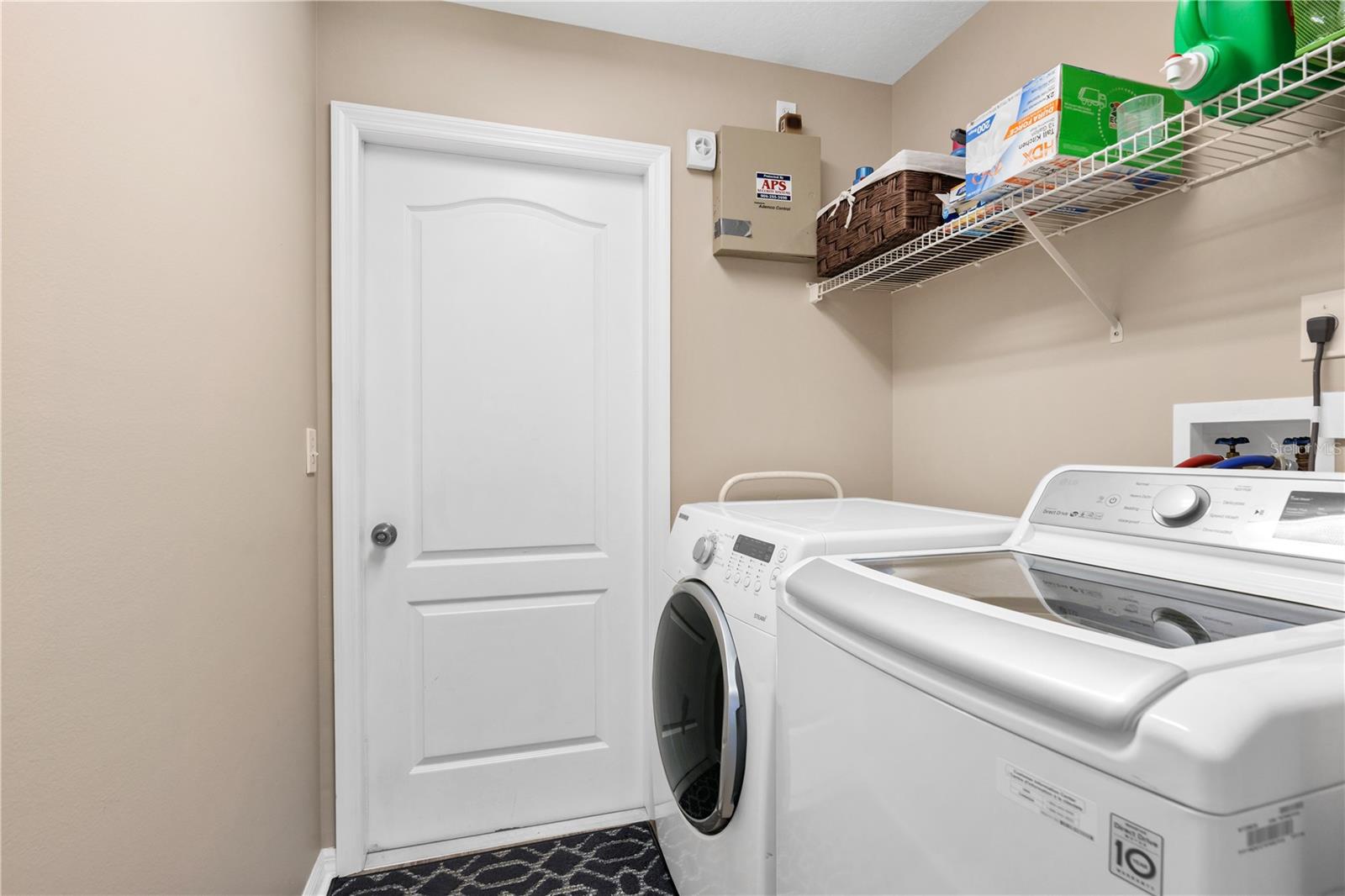 WOODLAKE - Residential