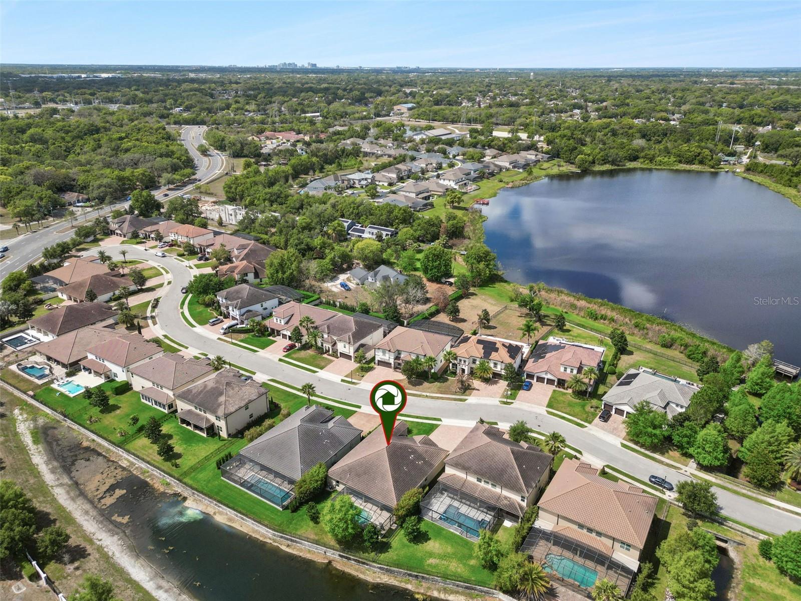 LAKESIDE ESTATES - Residential