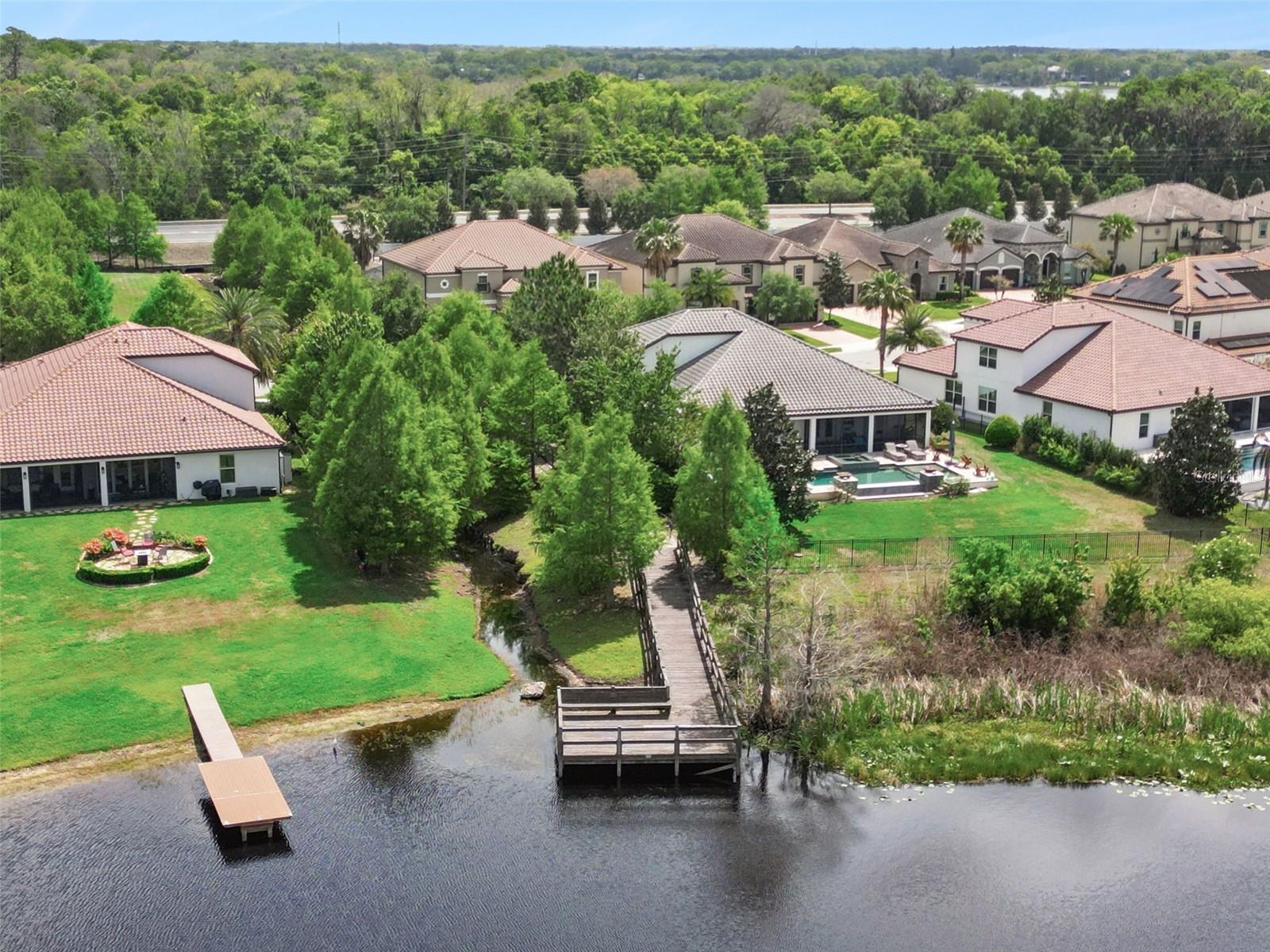 LAKESIDE ESTATES - Residential