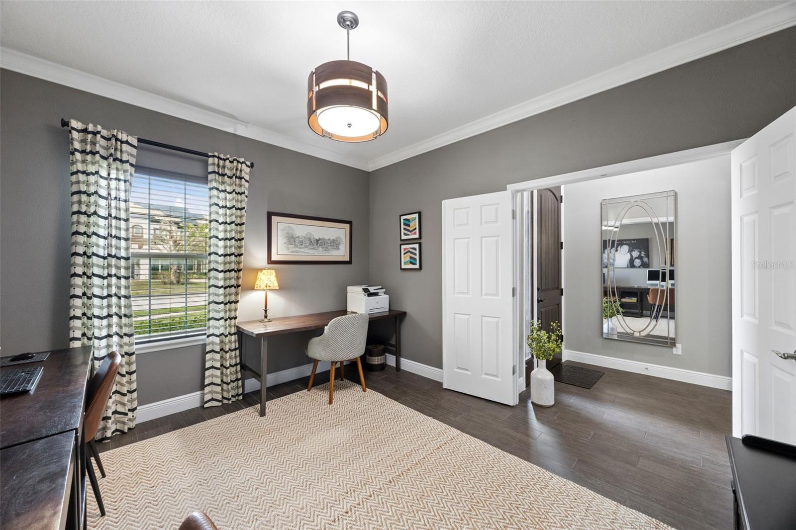 LAKESIDE ESTATES - Residential